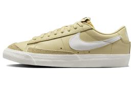 Nike: Коричневые кроссовки  Blazer Low 77