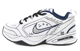 Nike: Белые кроссовки  Air Monarch