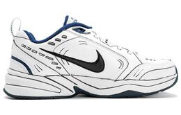 Nike: Белые кроссовки  Air Monarch