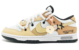 Nike: Белые кроссовки  Dunk