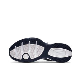 Nike: Розовые кроссовки  Air Monarch