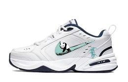 Nike: Белые кроссовки  Air Monarch