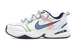 Nike: Белые кроссовки  Air Monarch