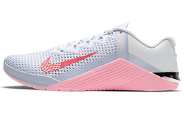Nike: Серые кроссовки 