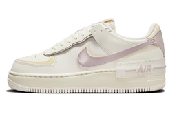 Nike: Бежевые кроссовки  Air Force 1