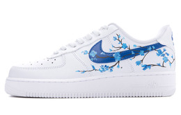 Nike: Белые кроссовки  Air Force 1