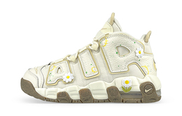 Nike: Бежевые кроссовки  Air More Uptempo