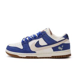 Nike: Кроссовки  Dunk