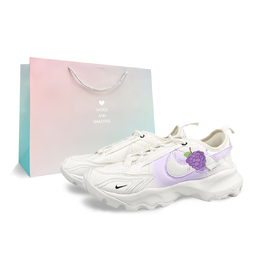 Nike: Фиолетовые кроссовки 