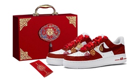 Nike: Красные кроссовки  Air Force 1