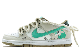 Nike: Светлые кроссовки  Dunk
