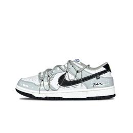 Nike: Белые кроссовки  Dunk