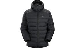 Arcteryx: Чёрный пуховик 