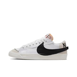 Nike: Розовые кроссовки  Blazer