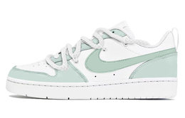 Nike: Зелёные кроссовки  Court