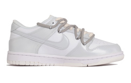 Nike: Серые кроссовки  Dunk