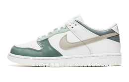 Nike: Зелёные кроссовки  Dunk