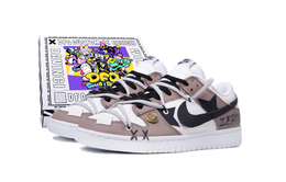 Nike: Коричневые кроссовки  Dunk