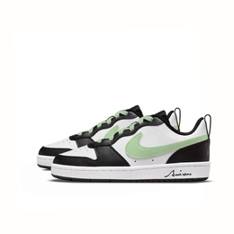 Nike: Светлые кроссовки  Court