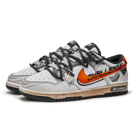 Nike: Серые кроссовки  Dunk
