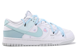 Nike: Розовые кроссовки  Dunk