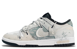 Nike: Белые кроссовки  Dunk