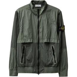 Stone Island: Зелёная куртка 