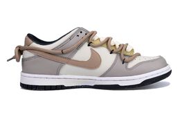 Nike: Коричневые кроссовки  Dunk