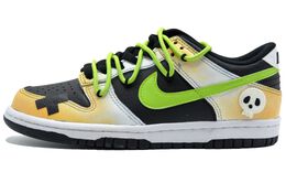 Nike: Оранжевые кроссовки  Dunk