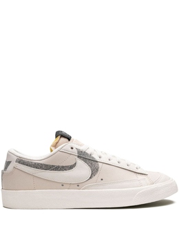 Nike: Кеды  Blazer Low