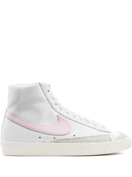 Nike: Белые кеды  Blazer Mid 77