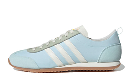 Adidas: Белые кроссовки 