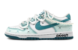 Nike: Белые кроссовки  Dunk
