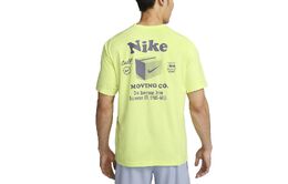 Nike: Светлая футболка 