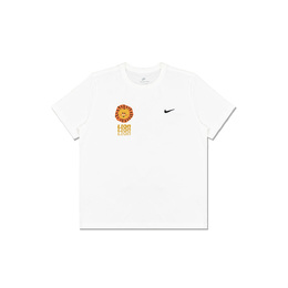 Nike: Белая футболка 