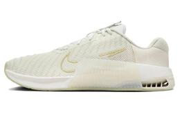 Nike: Белые кроссовки 