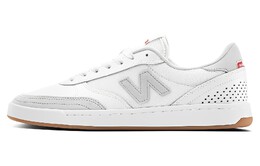 New Balance: Белые кроссовки  440