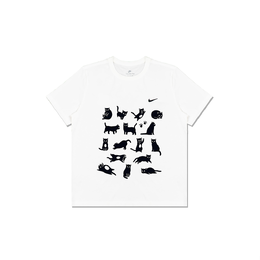Nike: Белая футболка 