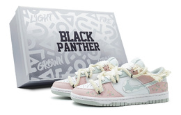 Nike: Розовые кроссовки  Dunk