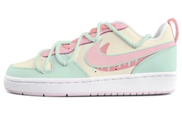 Nike: Светлые кроссовки  Court