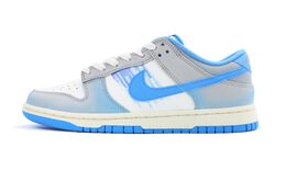 Nike: Белые кроссовки  Dunk