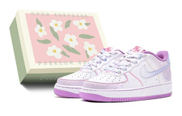 Nike: Фиолетовые кроссовки  Air Force 1