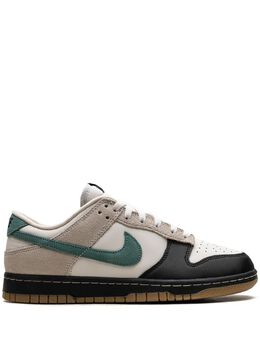 Nike: Светлые кроссовки  Dunk Low