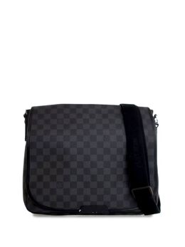 Louis Vuitton Pre-Owned: Чёрная сумка через плечо 