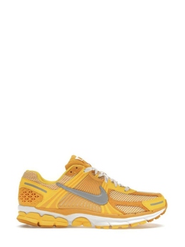 Nike: Жёлтые кроссовки 