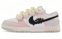 Nike: Белые кроссовки  Dunk