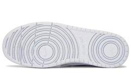 Nike: Фиолетовые кроссовки  Court