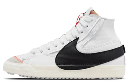 Nike: Серые кроссовки  Blazer Mid