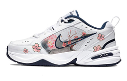 Nike: Белые кроссовки  Air Monarch