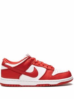 Nike: Красные кроссовки  Dunk Low Retro